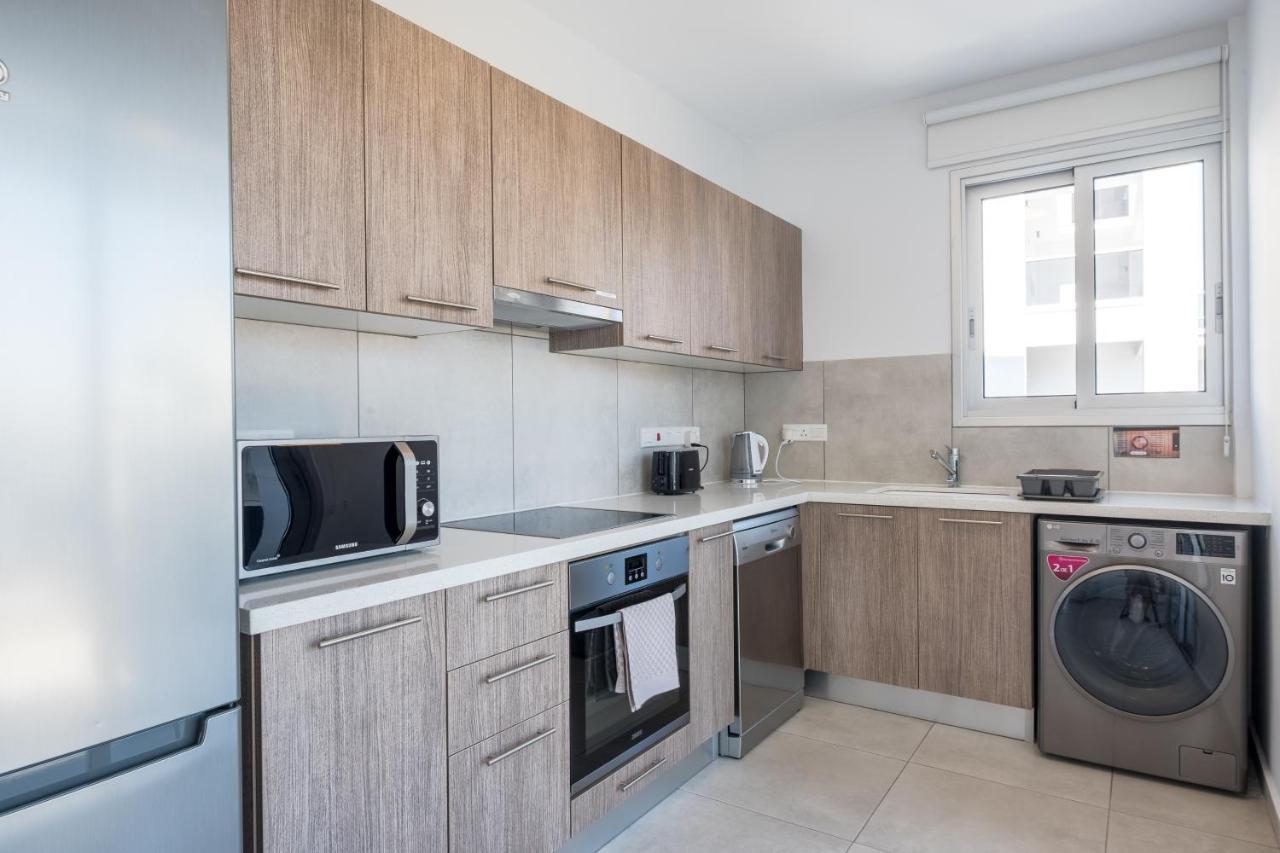 Solaar Apartments Faneromeni Ларнака Экстерьер фото