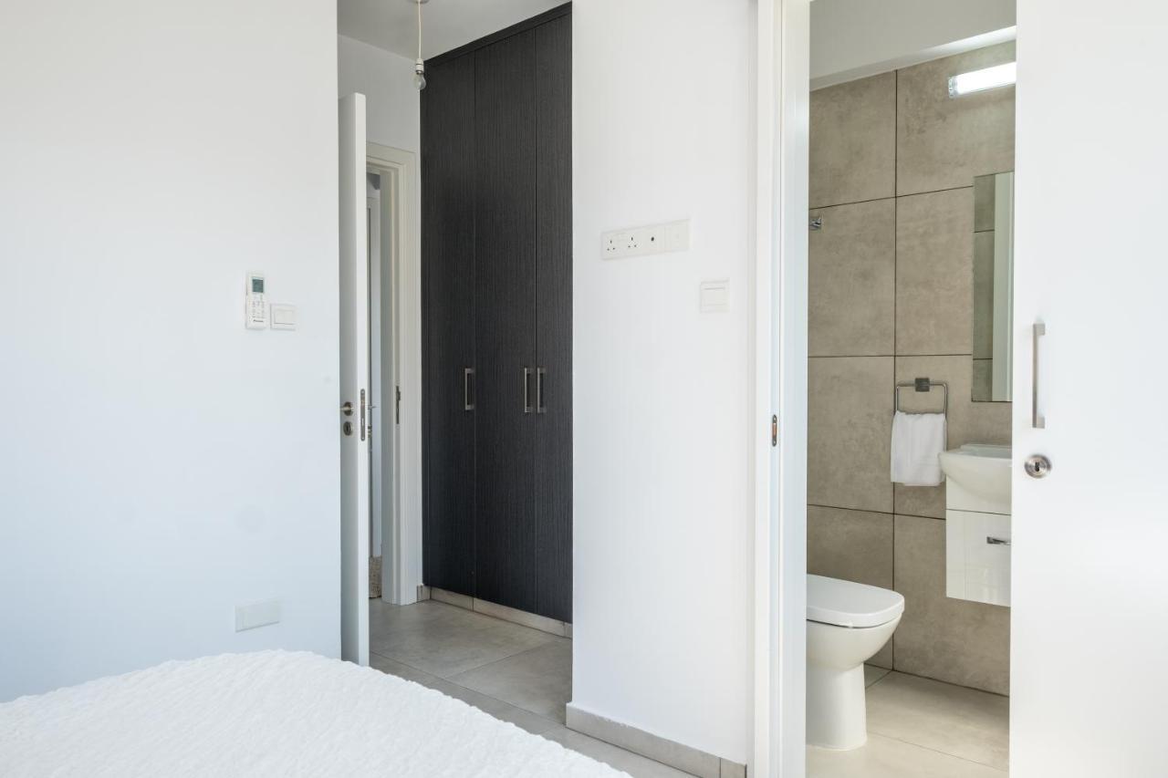 Solaar Apartments Faneromeni Ларнака Экстерьер фото
