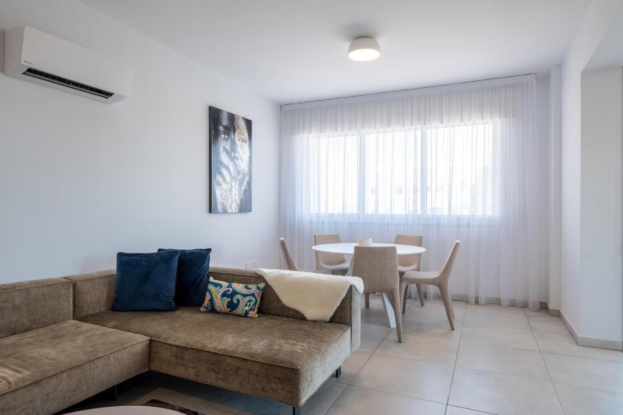 Solaar Apartments Faneromeni Ларнака Экстерьер фото